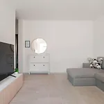 Апартаменты Penthouse With Terrace & Parking *