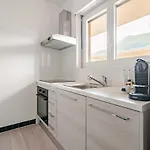 Penthouse With Terrace & Parking Апартаменты *