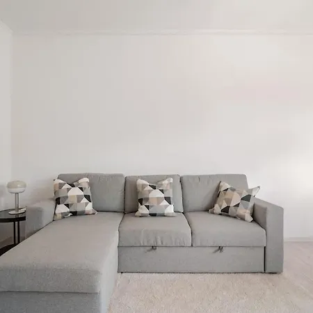 Penthouse With Terrace & Parking Апартаменты *