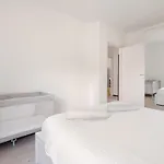 Penthouse With Terrace & Parking لوغانو