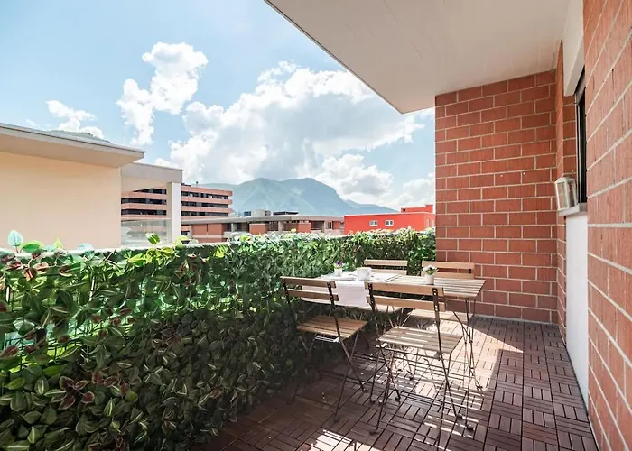 Penthouse With Terrace & Parking * Lugano
