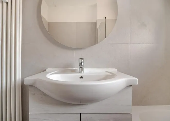 Penthouse With Terrace & Parking