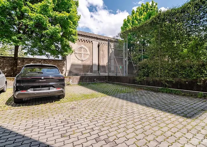 Penthouse With Terrace & Parking * Lugano